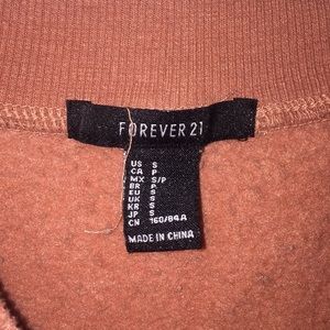 Forever 21 Sweaters - Pink cropped sweater Forever 21 Sweaters - Pink cropped sweater